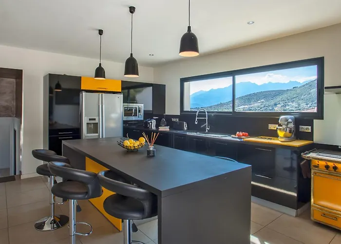 Casa Luna Piscine Chauffee Vue Proche Centre Et De Villa *