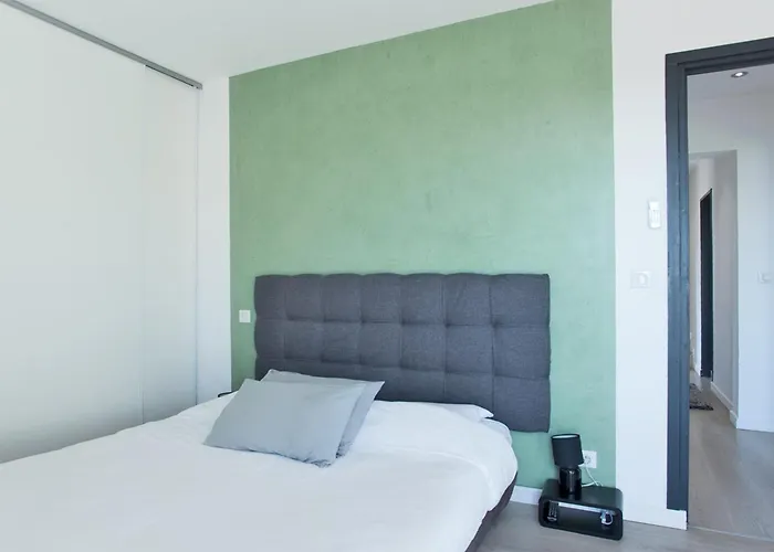 Villa Casa Luna Piscine Chauffee Vue Proche Centre Et De Calvi (Corsica)